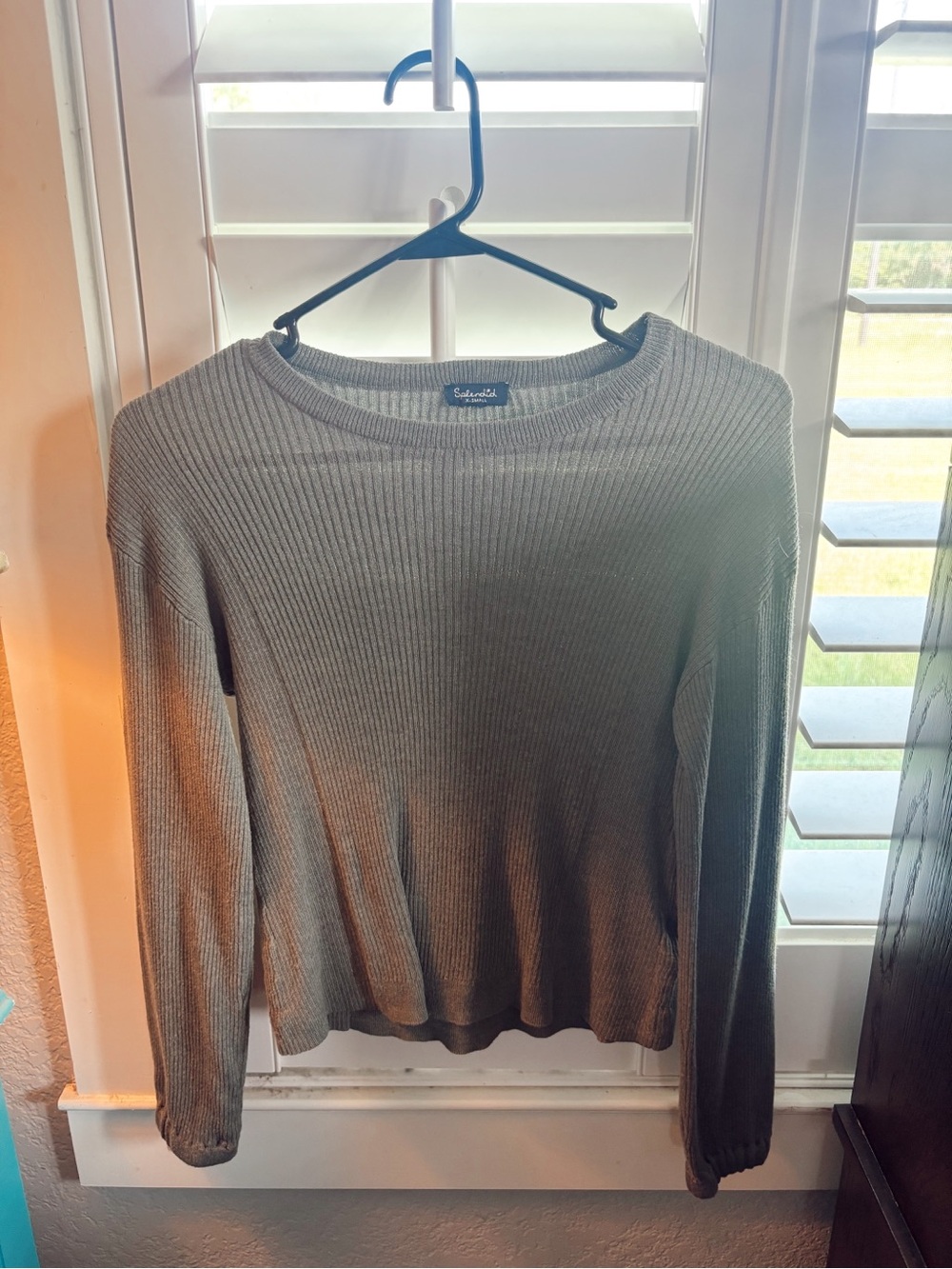 Splendid Gray Ribbed Knit Crew Sweater